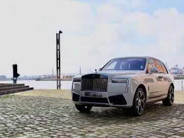 Rolls-Royce Cullian Black Badge 4 Seats I Starlight I TV I M