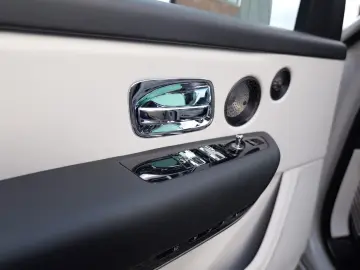 Rolls-Royce Cullian Black Badge 4 Seats I Starlight I TV I M