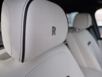Rolls-Royce Cullian Black Badge 4 Seats I Starlight I TV I M