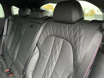 BMW X6 xDr40d MSportPRO nur1Fahrer keine Kratzer TOP