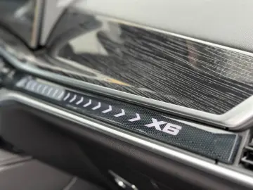 BMW X6 xDr40d MSportPRO nur1Fahrer keine Kratzer TOP