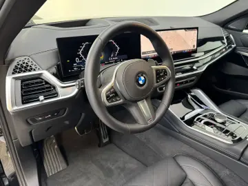 BMW X6 xDr30d M Sport Pro ACC 360 Pano H&K 22Zoll
