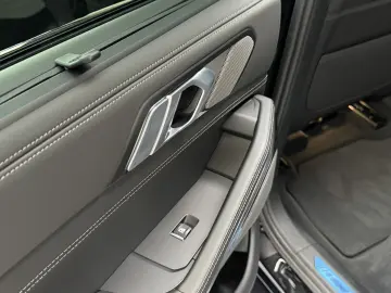 BMW X6 xDr30d M Sport Pro ACC 360 Pano H&K 22Zoll