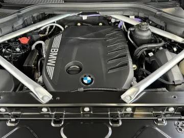 BMW X6 xDr30d M Sport Pro ACC 360 Pano H&K 22Zoll