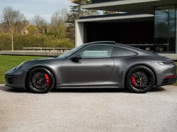 PORSCHE C2 GTS COUPE PANO CHRONO BOSE SPORTEXHAUST VAT