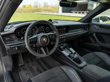 PORSCHE C2 GTS COUPE PANO CHRONO BOSE SPORTEXHAUST VAT