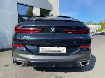 BMW X6 xDrive40d M Sport    AHK Sky Lounge H&K HUD