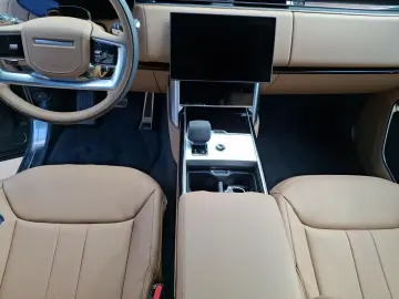 Land Rover Range Rover P530 HSE