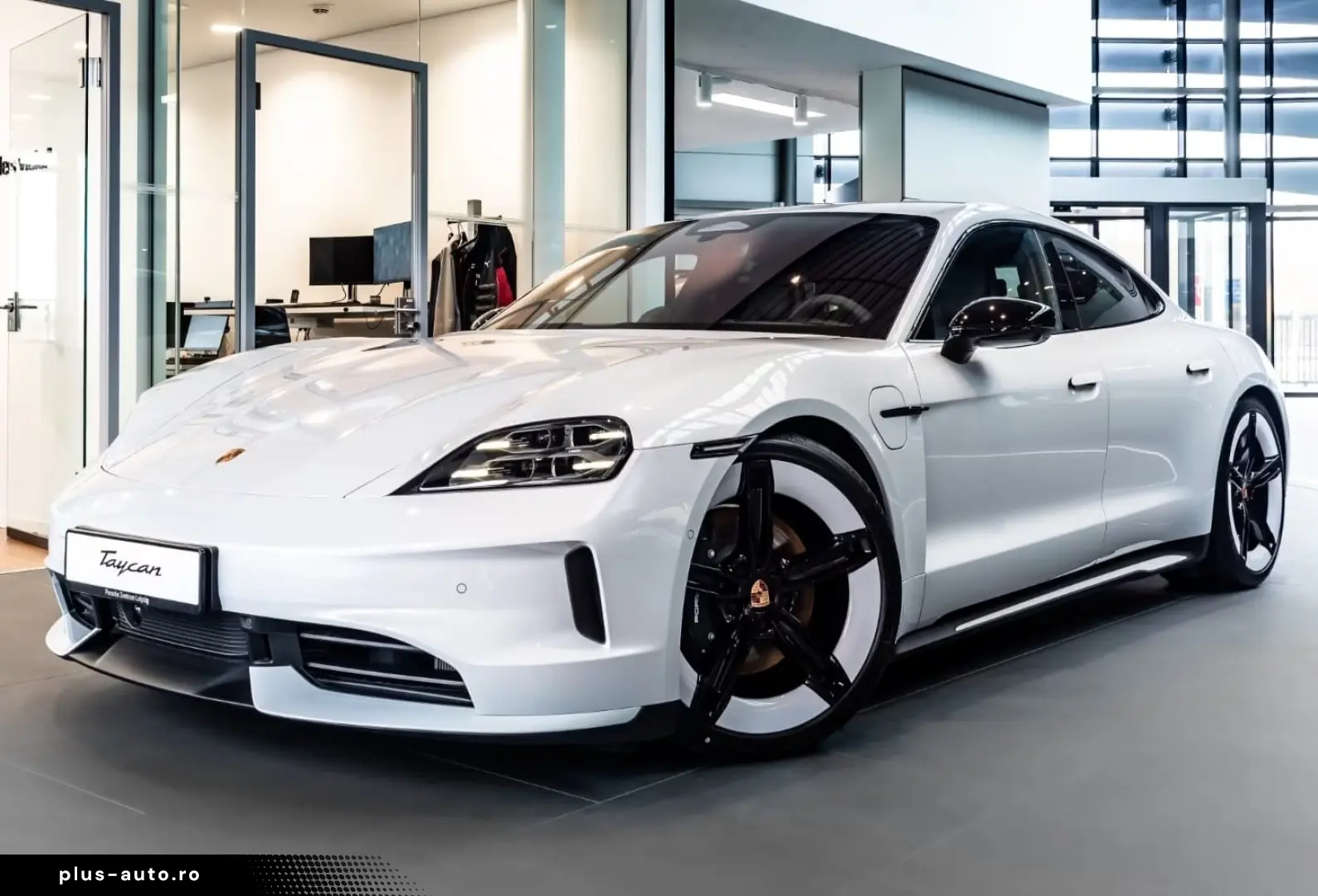 Porsche Taycan 4 Black Edition InnoDrive SoftClose