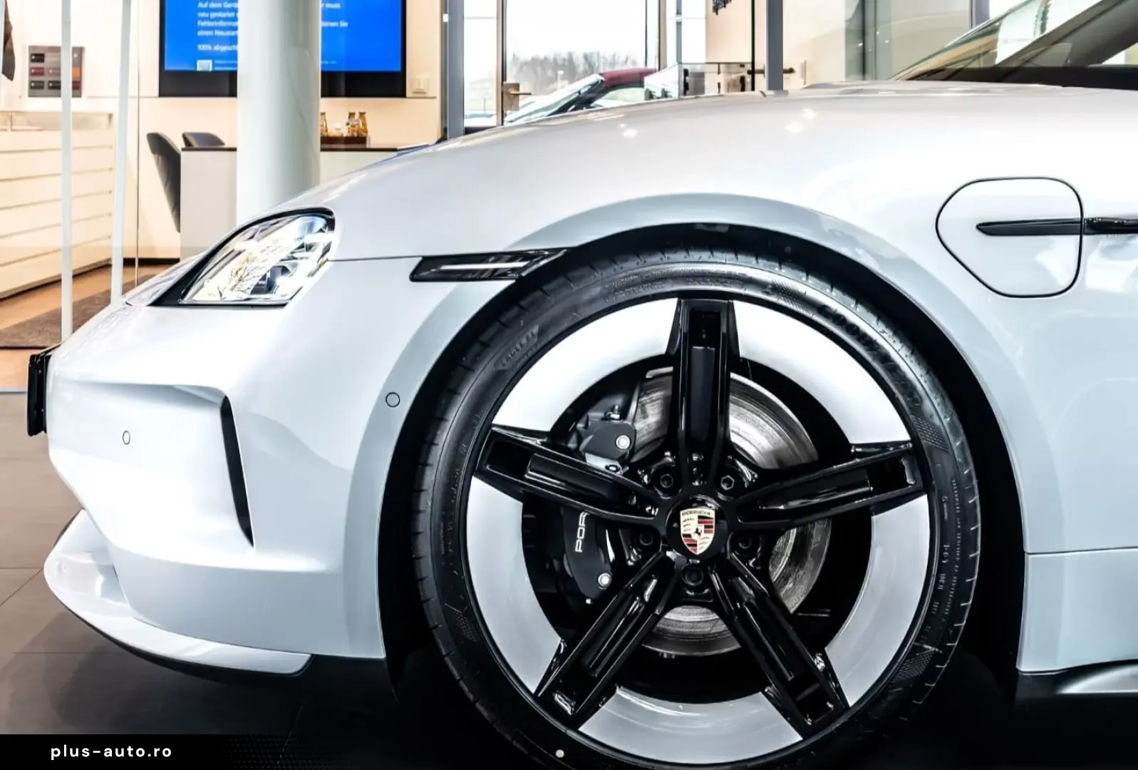 Porsche Taycan 4 Black Edition InnoDrive SoftClose