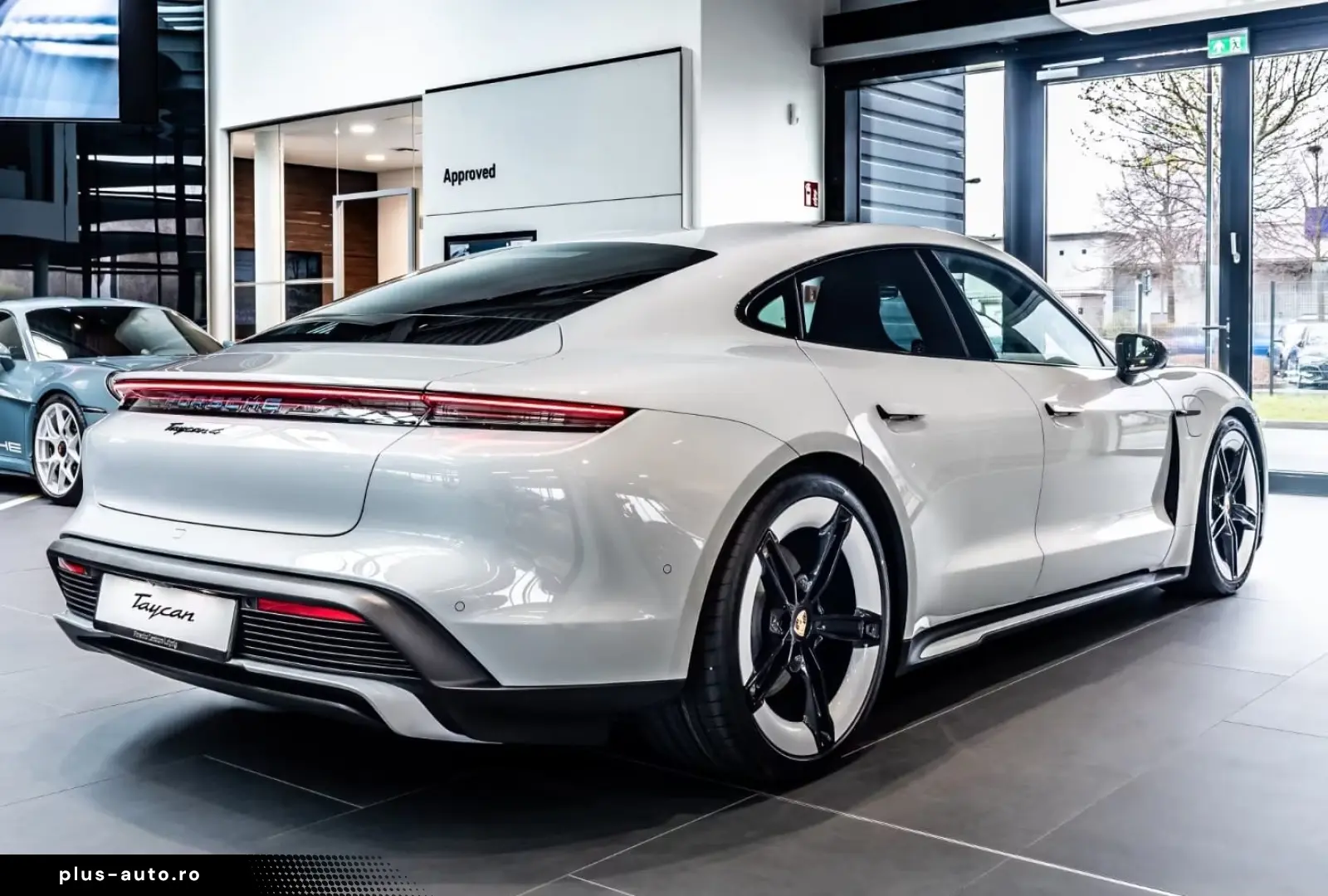 Porsche Taycan 4 Black Edition InnoDrive SoftClose