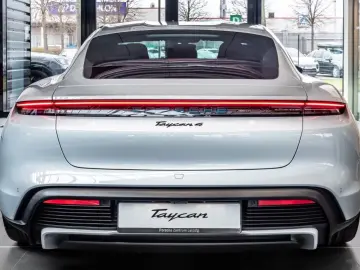Porsche Taycan 4 Black Edition InnoDrive SoftClose