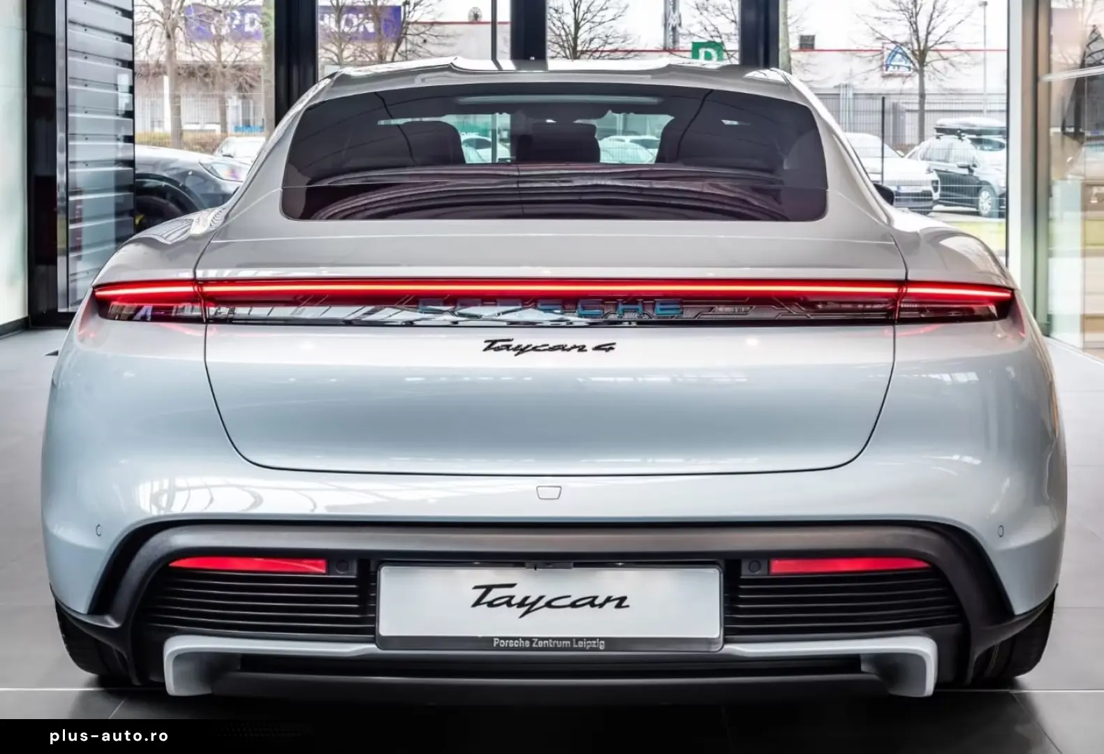 Porsche Taycan 4 Black Edition InnoDrive SoftClose