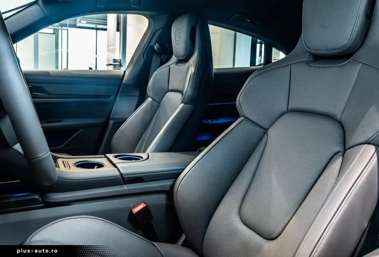 Porsche Taycan 4 Black Edition InnoDrive SoftClose