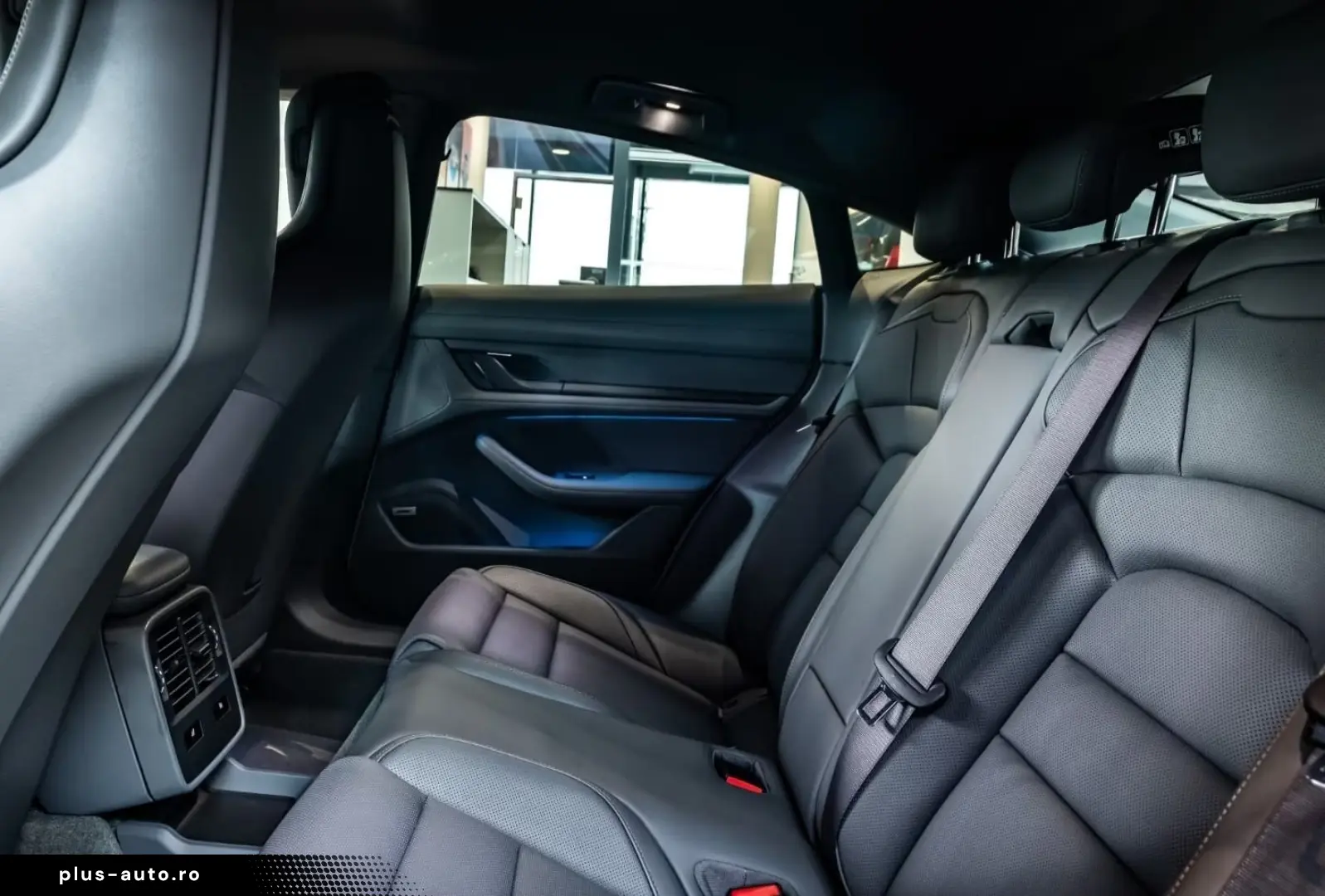 Porsche Taycan 4 Black Edition InnoDrive SoftClose