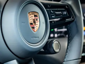Porsche Taycan 4 Black Edition InnoDrive SoftClose