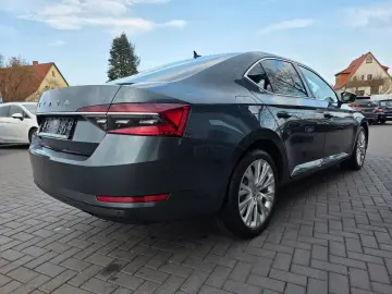 SKODA Superb Lim.