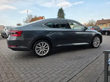 SKODA Superb Lim.