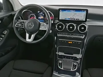 MERCEDES-BENZ GLC 200 d 4Matic Kamera Business-Pack  Nav