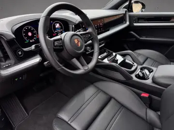 PORSCHE Cayenne Coupe mit Top Ausstattung Standheizung L
