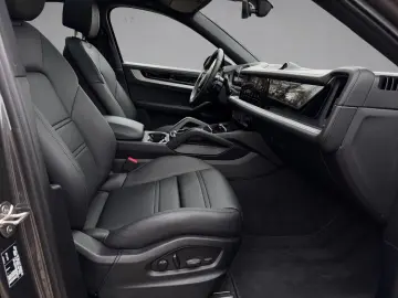 PORSCHE Cayenne Coupe mit Top Ausstattung Standheizung L