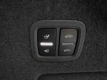 PORSCHE Cayenne Coupe mit Top Ausstattung Standheizung L