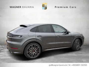 PORSCHE Cayenne Coupe mit Top Ausstattung Standheizung L