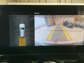 MERCEDES-BENZ GLC 200 d Panorama LED Kamera DAB Navi  1Hand