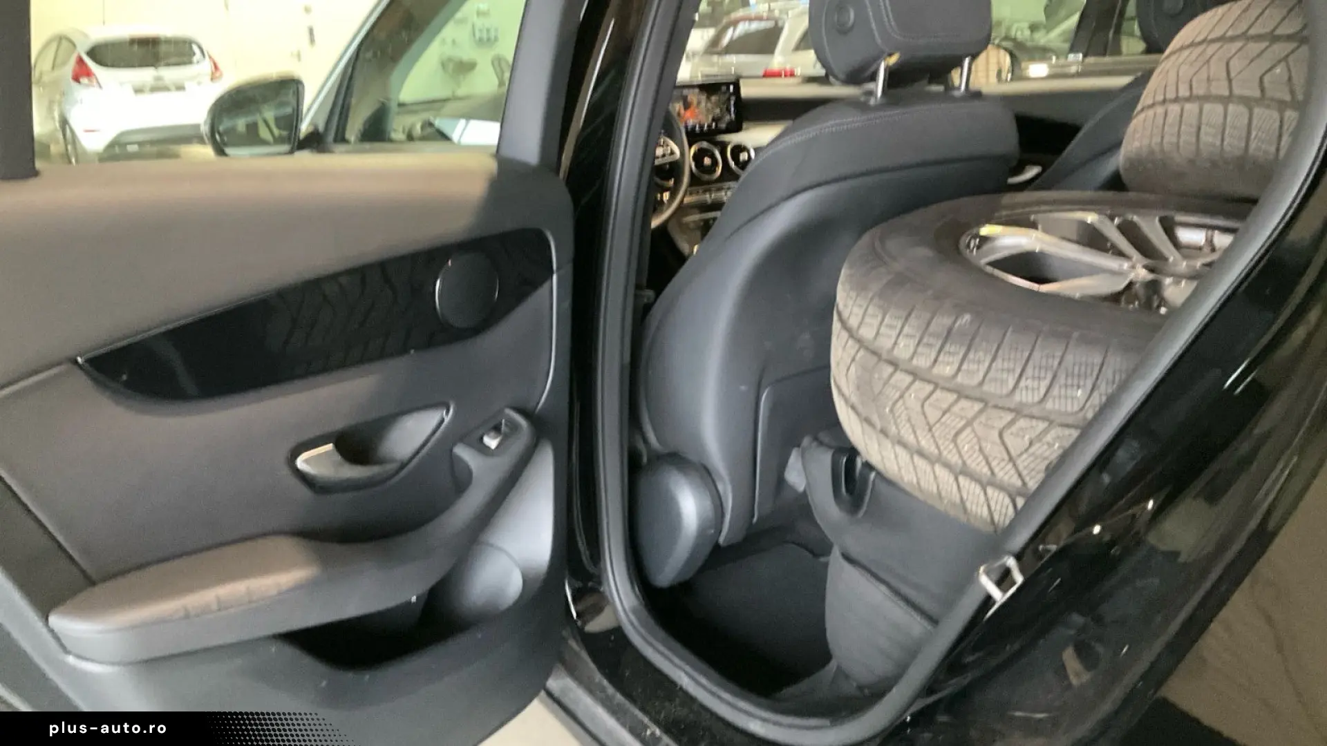 MERCEDES-BENZ GLC 200 d Panorama LED Kamera DAB Navi  1Hand