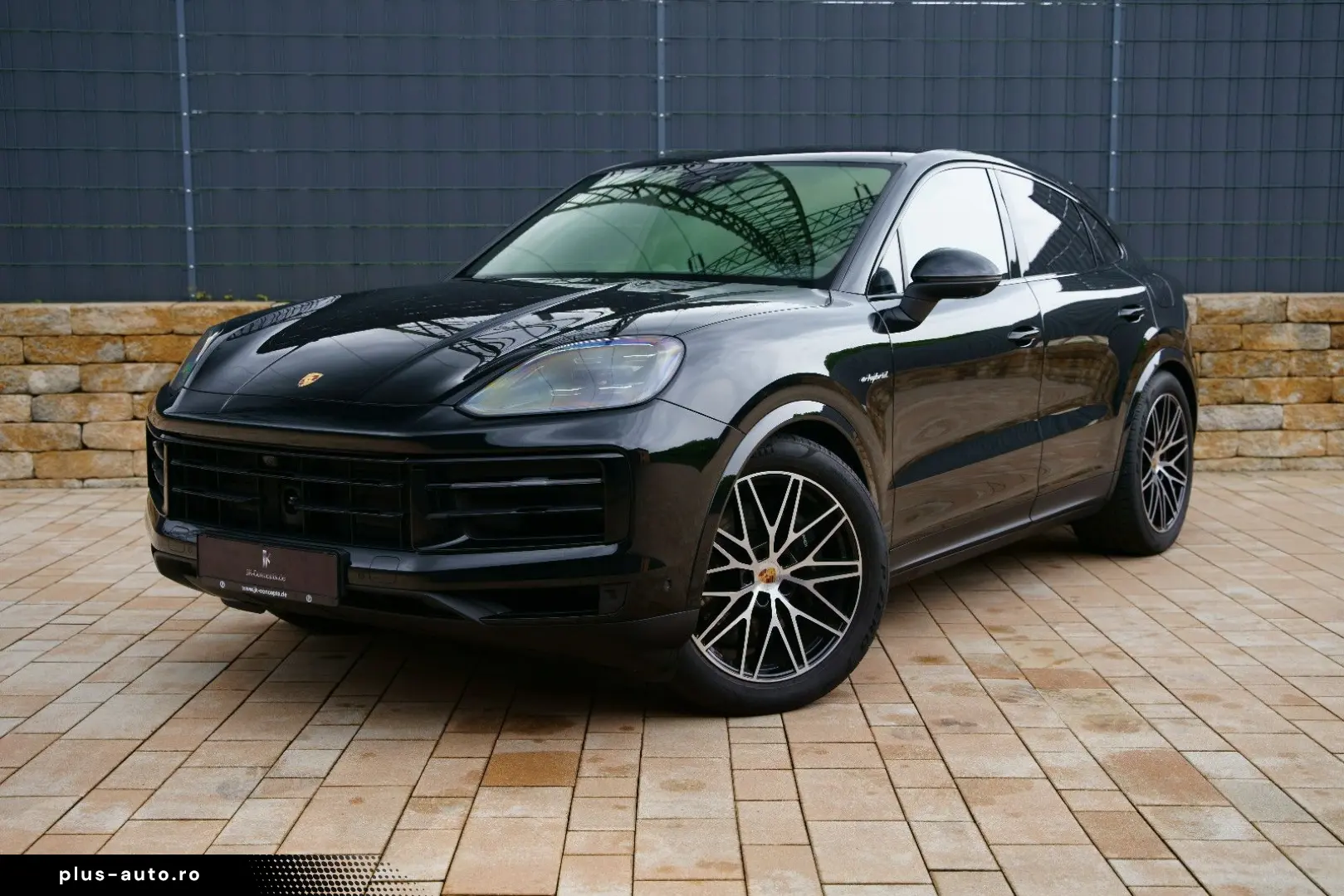 PORSCHE Cayenne Coupe E-Hybrid  MASSAGE INNO HEADUP