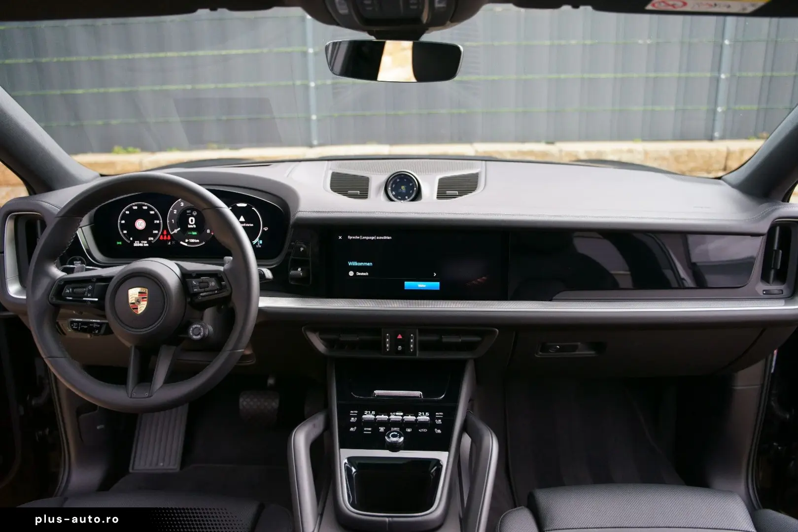 PORSCHE Cayenne Coupe E-Hybrid  MASSAGE INNO HEADUP