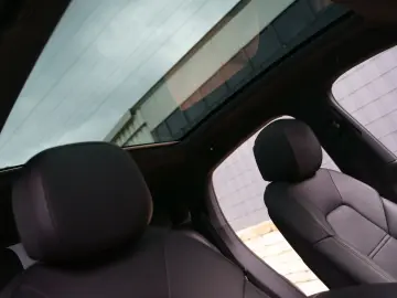 PORSCHE Cayenne Coupe E-Hybrid  MASSAGE INNO HEADUP