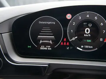 PORSCHE Cayenne Coupe E-Hybrid  MASSAGE INNO HEADUP