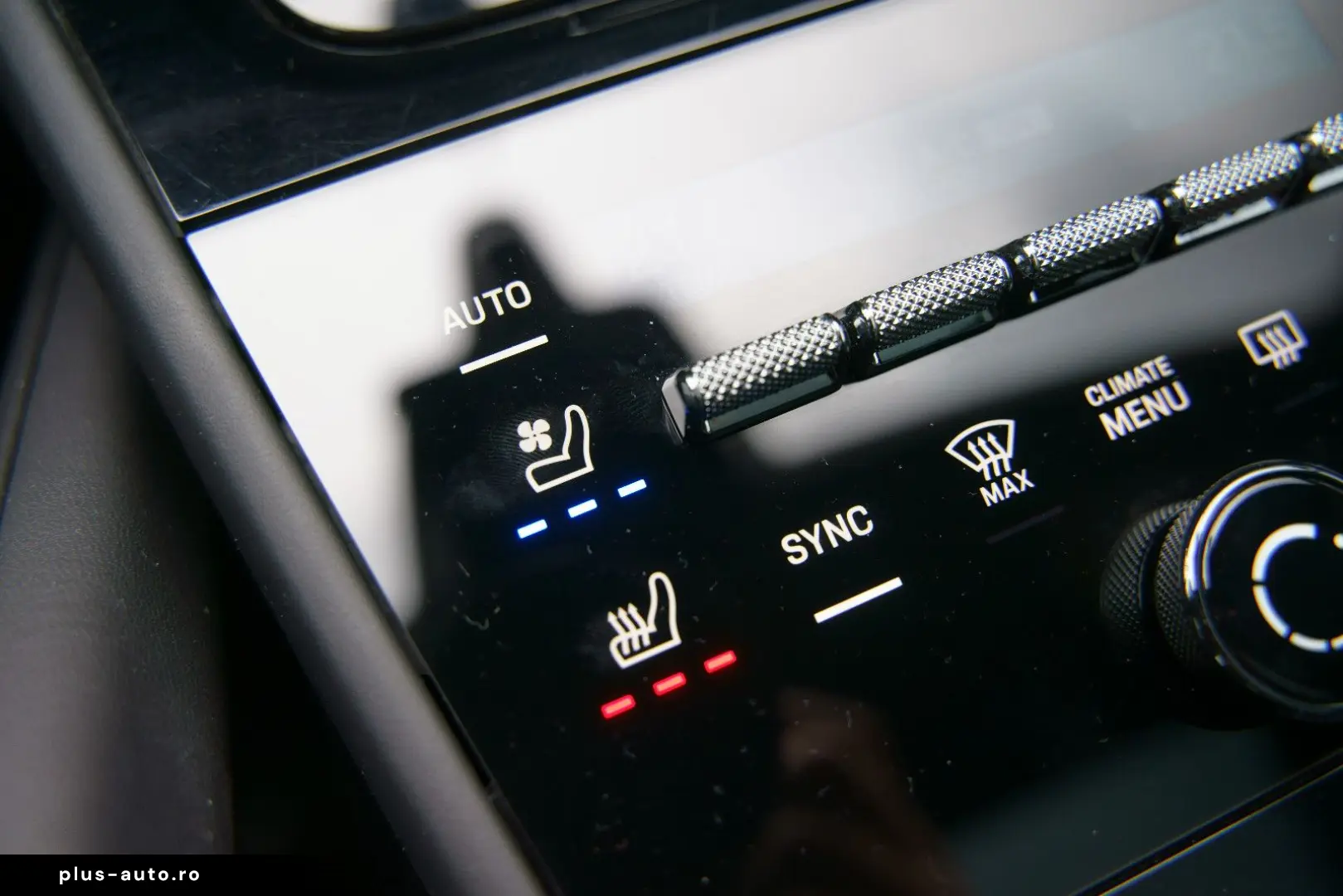 PORSCHE Cayenne Coupe E-Hybrid  MASSAGE INNO HEADUP