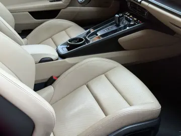 PORSCHE 992 911 Carrera GTS BOSE HA-LENKUNG CARBON VIEW