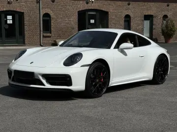 PORSCHE 992 911 Carrera GTS BOSE HA-LENKUNG CARBON VIEW