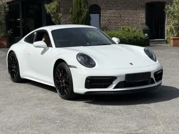 PORSCHE 992 911 Carrera GTS BOSE HA-LENKUNG CARBON VIEW
