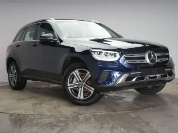 MERCEDES-BENZ GLC 300 de 4Matic 9G Leder Temp Kamera AH