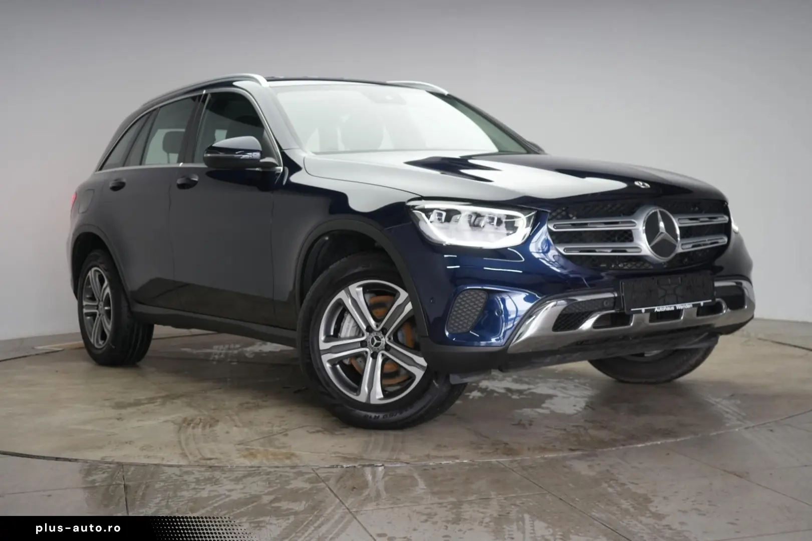 MERCEDES-BENZ GLC 300 de 4Matic 9G Leder Temp Kamera AH