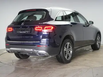 MERCEDES-BENZ GLC 300 de 4Matic 9G Leder Temp Kamera AH