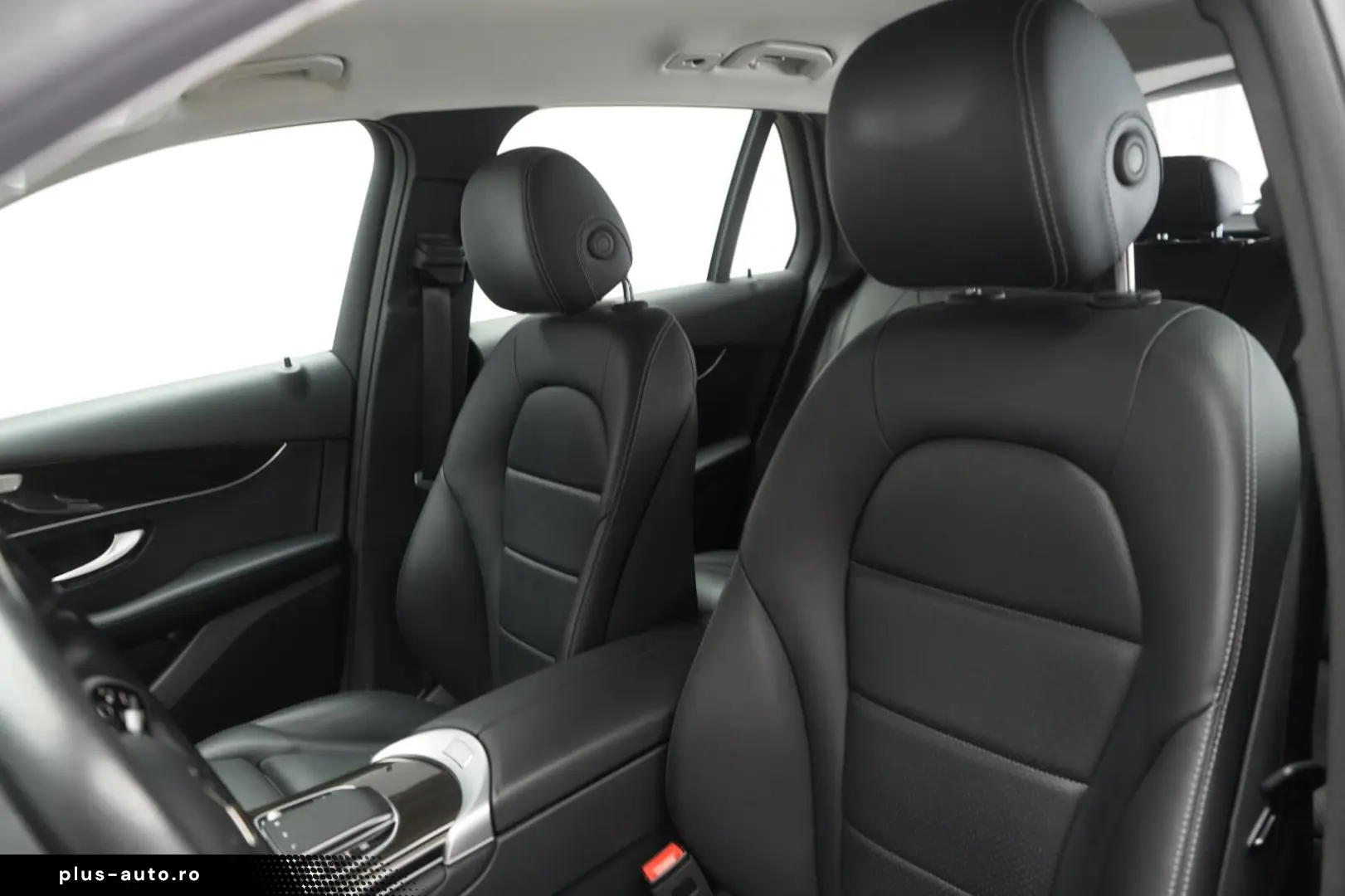 MERCEDES-BENZ GLC 300 de 4Matic 9G Leder Temp Kamera AH