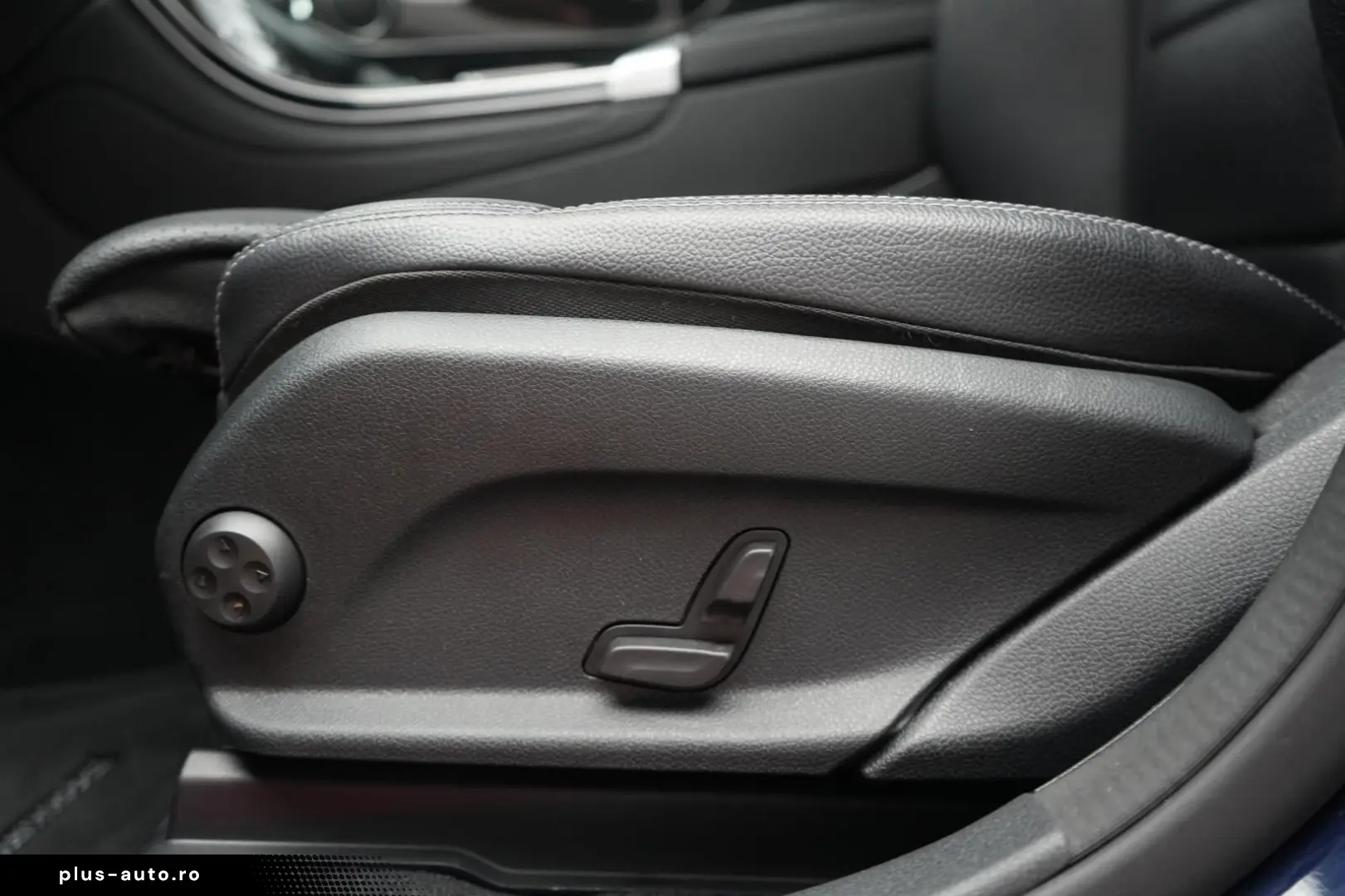 MERCEDES-BENZ GLC 300 de 4Matic 9G Leder Temp Kamera AH