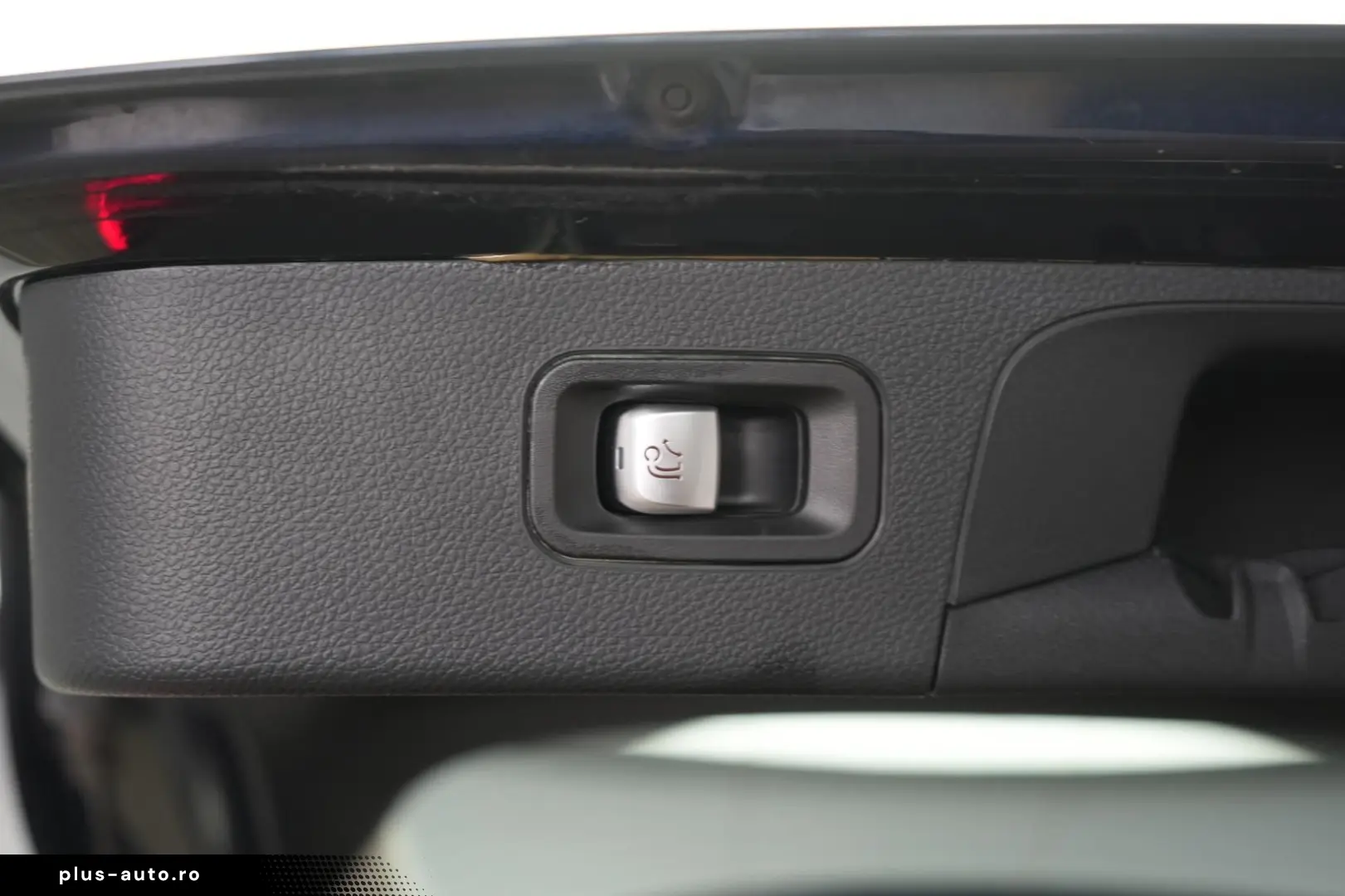 MERCEDES-BENZ GLC 300 de 4Matic 9G Leder Temp Kamera AH