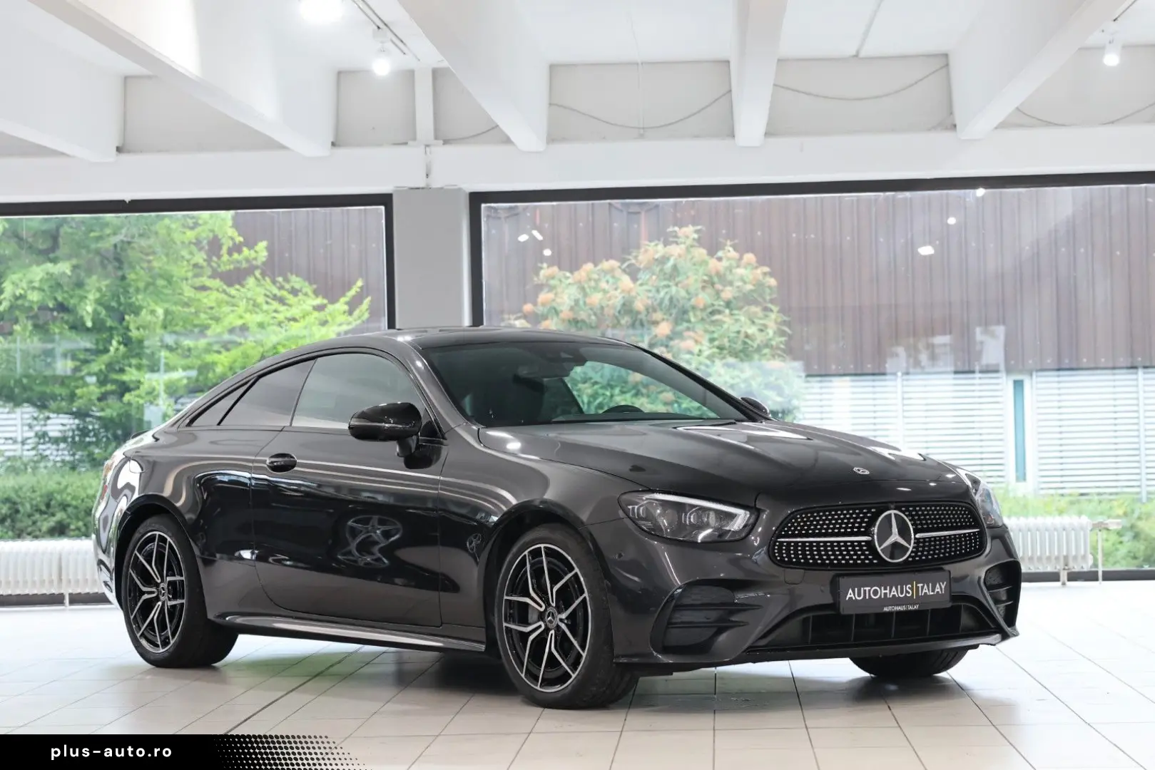 MERCEDES-BENZ E 200 Coupe AMG Pano 360 ACC Night MBeam