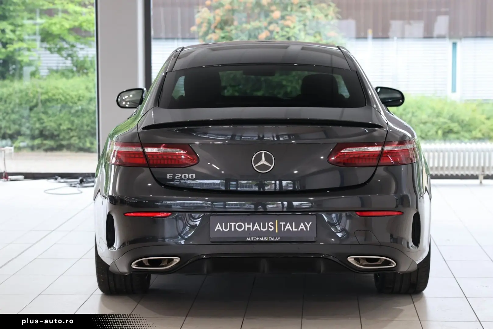 MERCEDES-BENZ E 200 Coupe AMG Pano 360 ACC Night MBeam