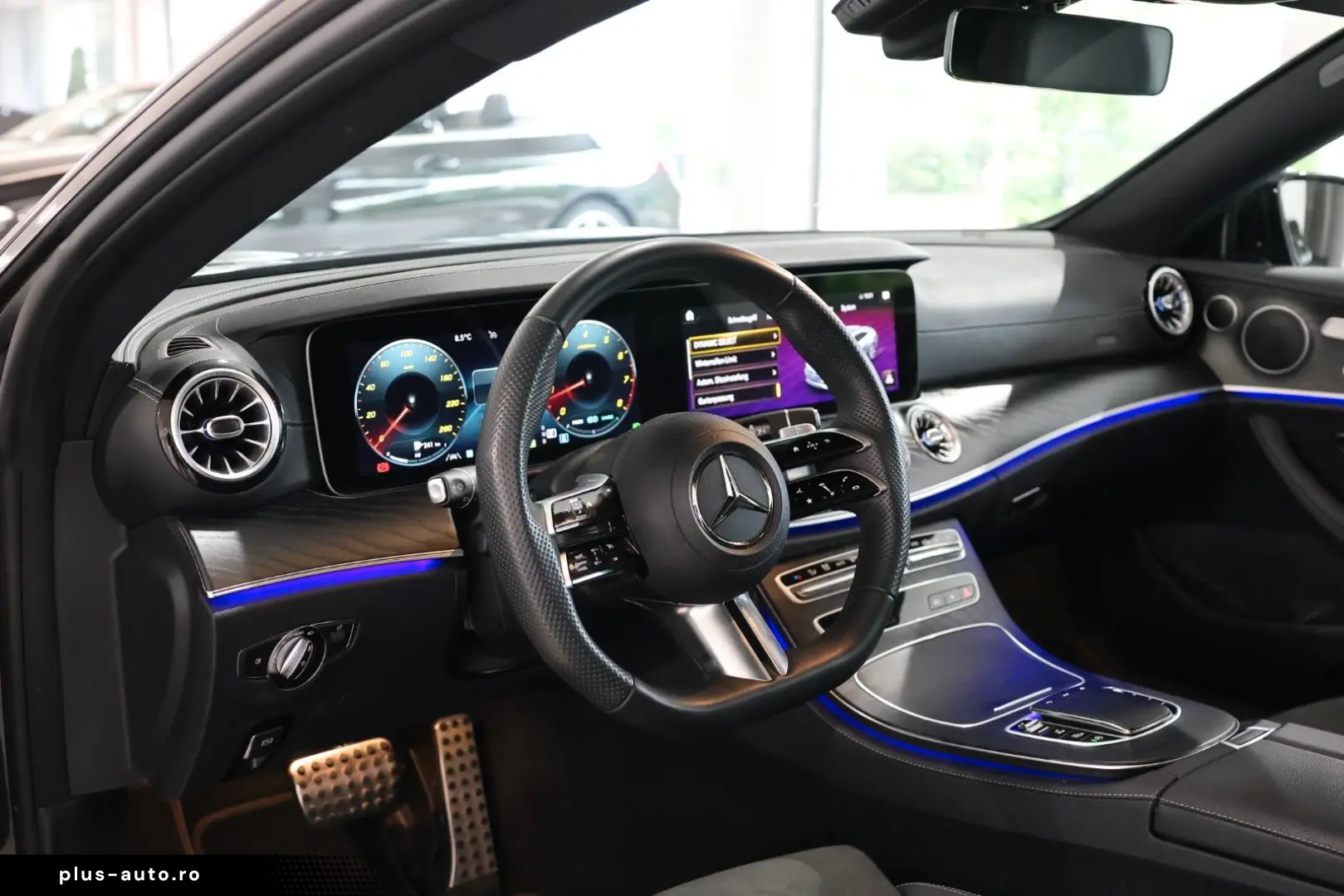 MERCEDES-BENZ E 200 Coupe AMG Pano 360 ACC Night MBeam
