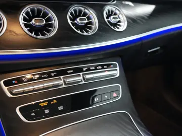 MERCEDES-BENZ E 200 Coupe AMG Pano 360 ACC Night MBeam