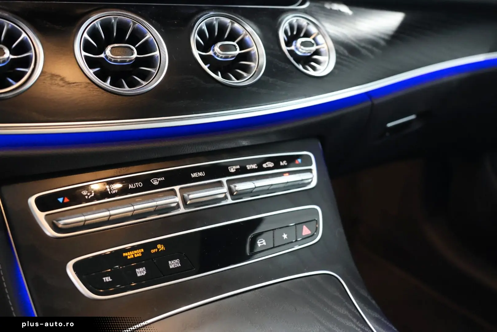 MERCEDES-BENZ E 200 Coupe AMG Pano 360 ACC Night MBeam