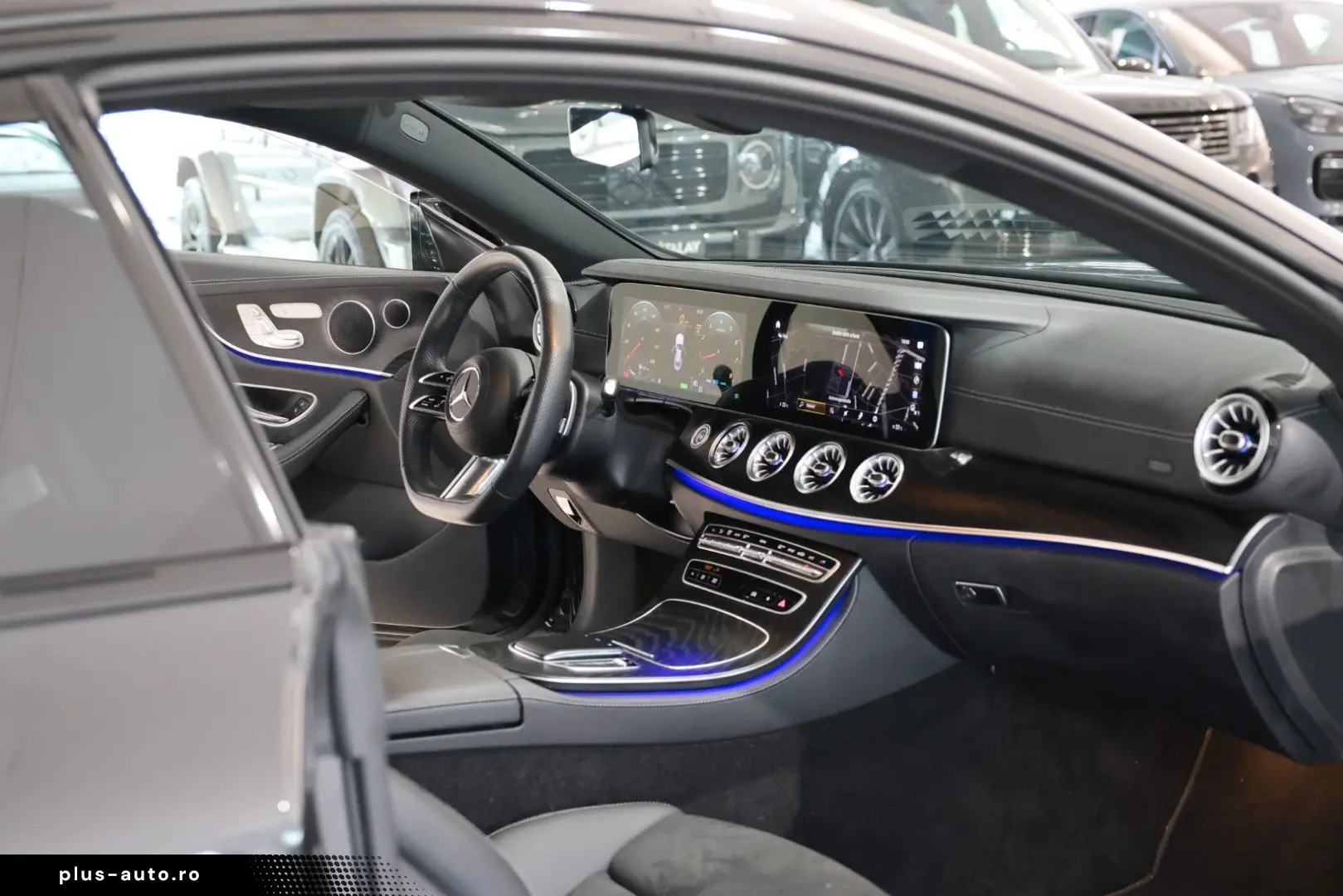 MERCEDES-BENZ E 200 Coupe AMG Pano 360 ACC Night MBeam