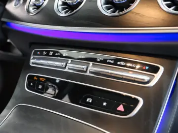 MERCEDES-BENZ E 200 Coupe AMG Pano 360 ACC Night MBeam